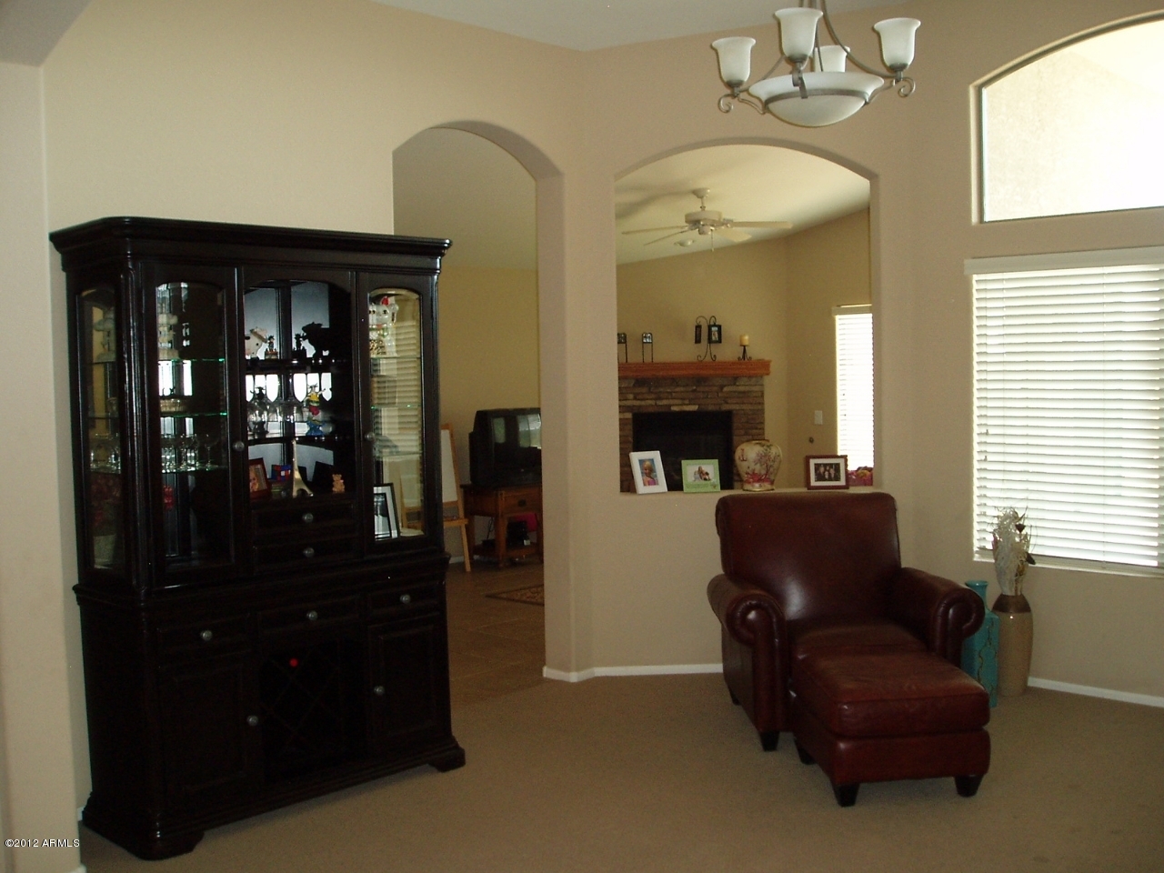 28920 North Nobel Road Phoenix, AZ 85085 - Photo 2 of 15 P7260003
