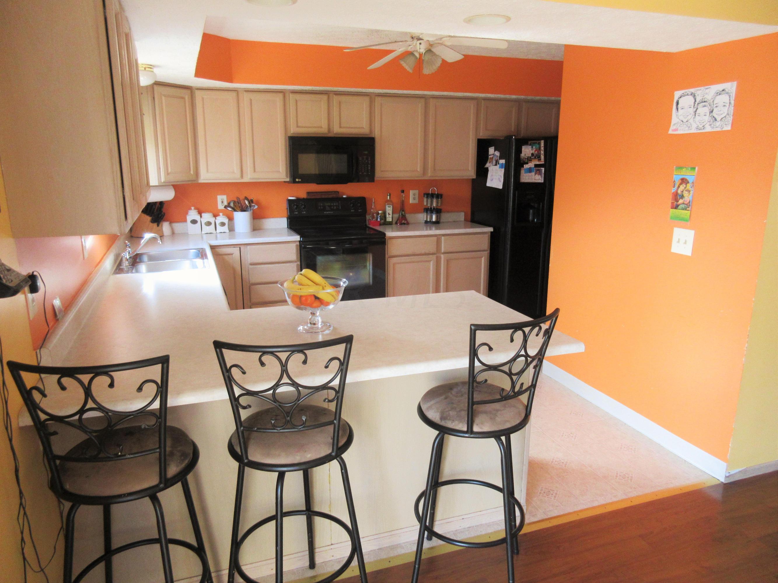 3188 Retriever Road Columbus, OH 43232 - Photo 6 of 29 Gallery Image 6