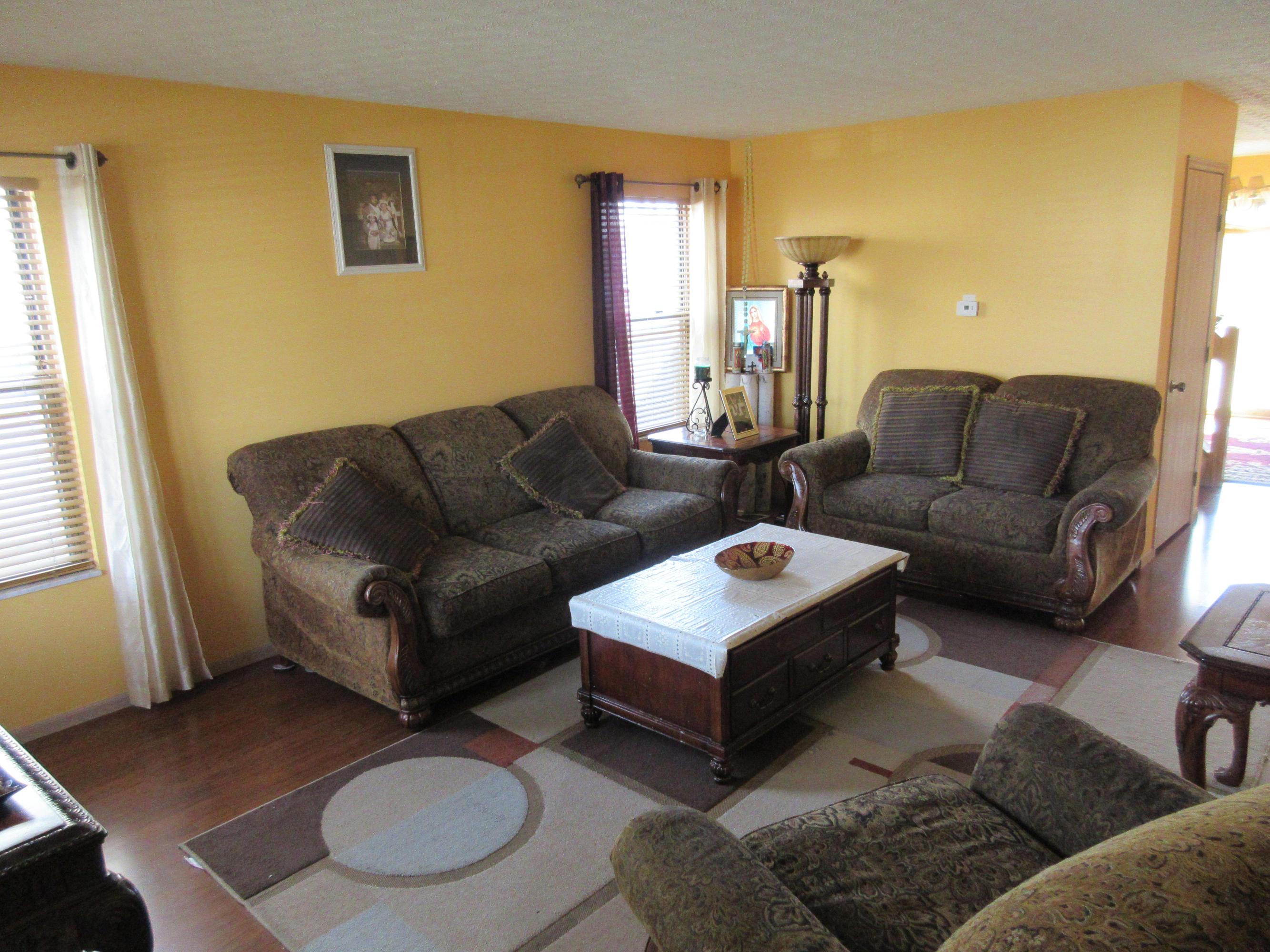3188 Retriever Road Columbus, OH 43232 - Photo 10 of 29 Gallery Image 10