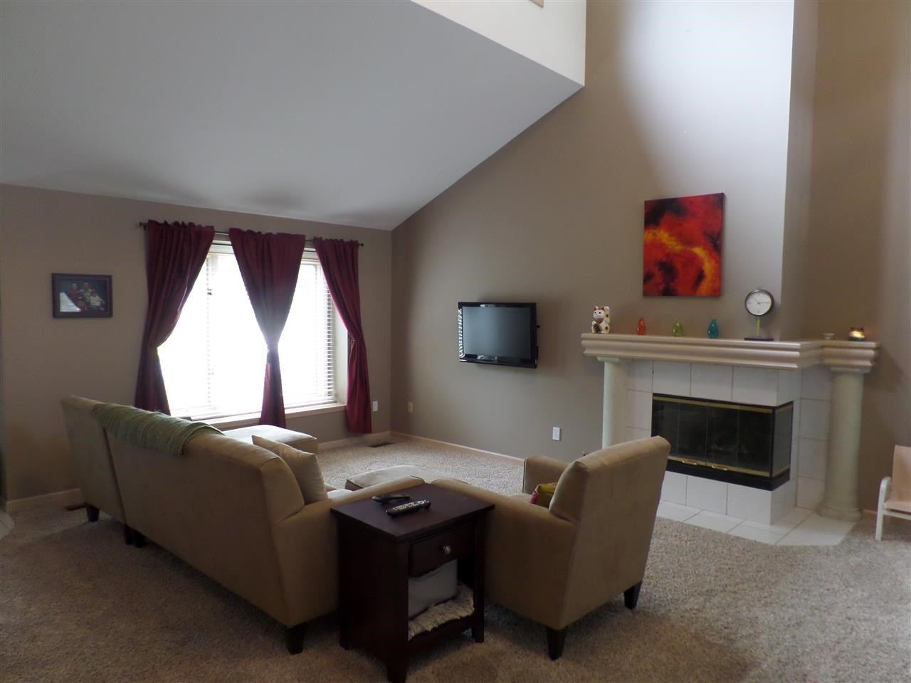 1526 Holly Ridge Run Fort Wayne, IN 46845 - Photo 4 of 28 Gallery Image 4