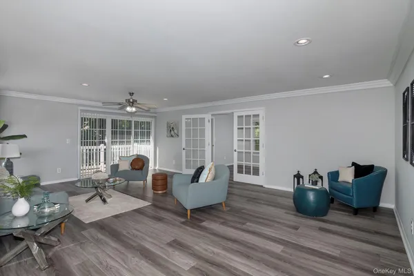 $3,600 | 80 Overlook Drive, Unit 80, Farmingville, NY 11738