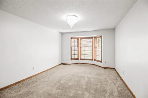 $315,000 | 213 Southeast Ridgeview Drive, Lee's Summit, MO 64063