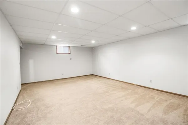 $315,000 | 213 Southeast Ridgeview Drive, Lee's Summit, MO 64063