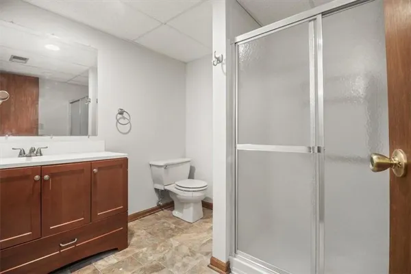 $315,000 | 213 Southeast Ridgeview Drive, Lee's Summit, MO 64063