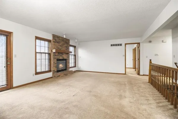 $315,000 | 213 Southeast Ridgeview Drive, Lee's Summit, MO 64063