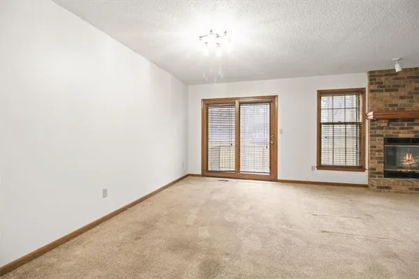 $315,000 | 213 Southeast Ridgeview Drive, Lee's Summit, MO 64063