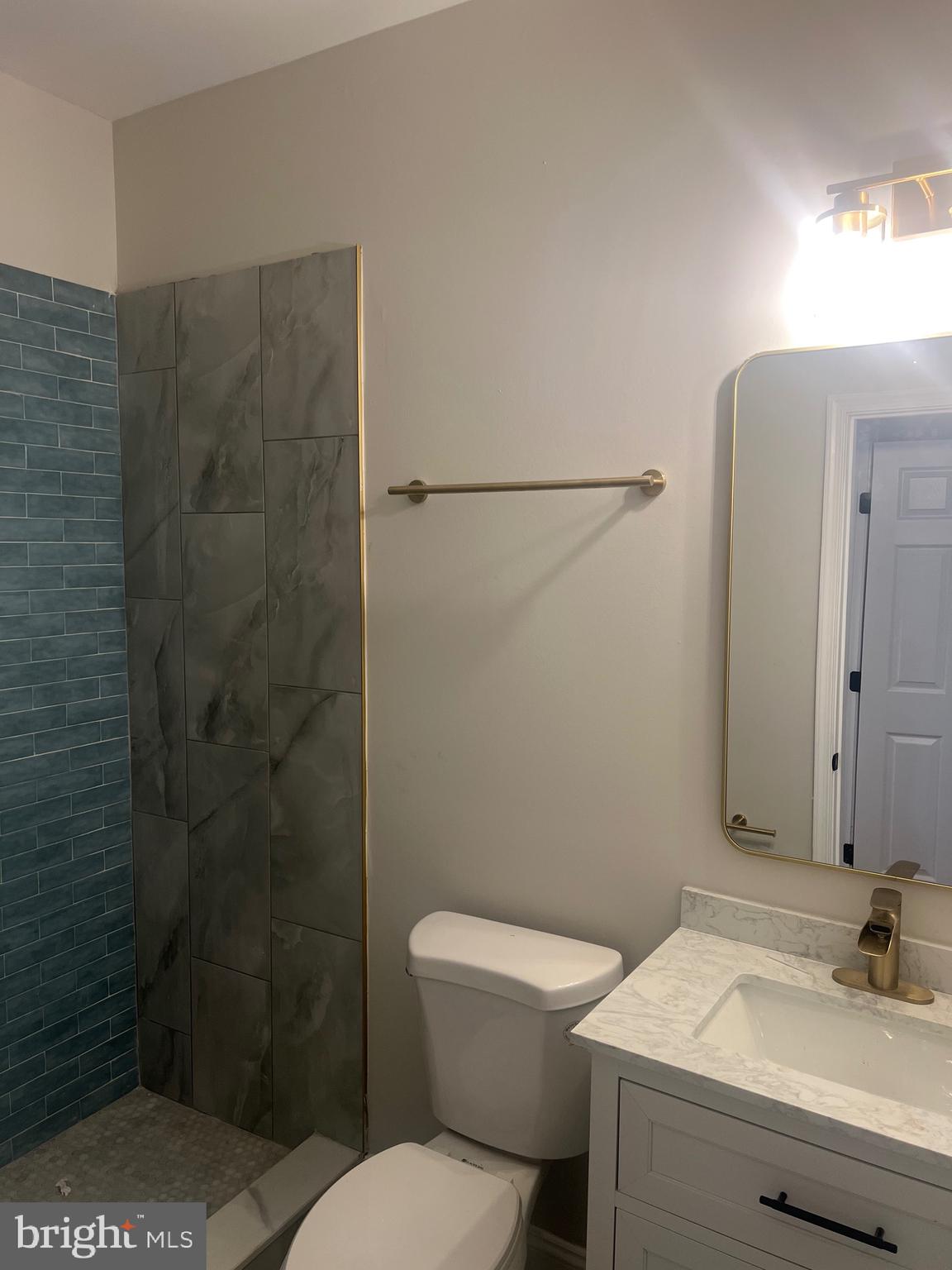 223 North Milton Avenue Baltimore, MD 21224 - Photo 15 of 41