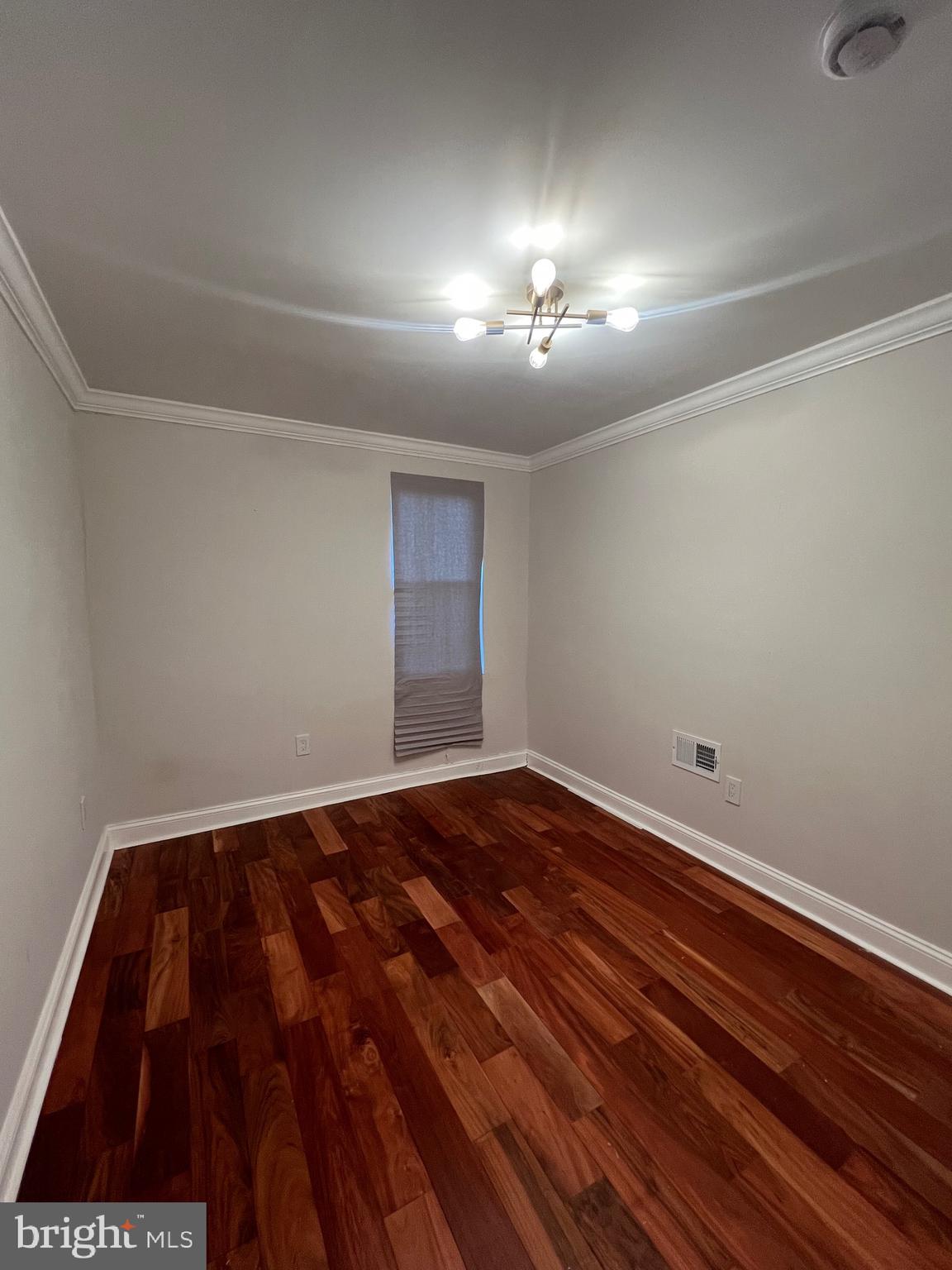 223 North Milton Avenue Baltimore, MD 21224 - Photo 21 of 41