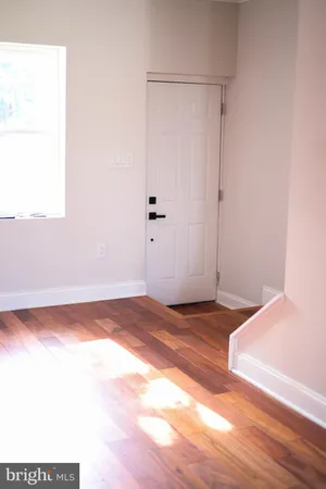 $1,900 | 223 North Milton Avenue, Baltimore, MD 21224