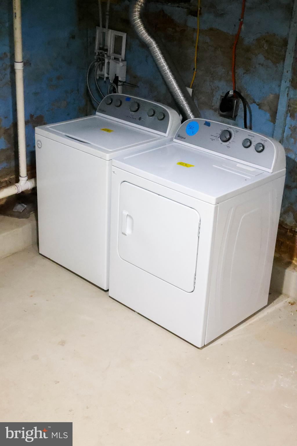 223 North Milton Avenue Baltimore, MD 21224 - Photo 33 of 41