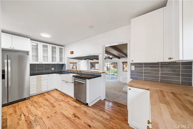 $1,099,000 | 4425 Walnut Avenue, Long Beach, CA 90807