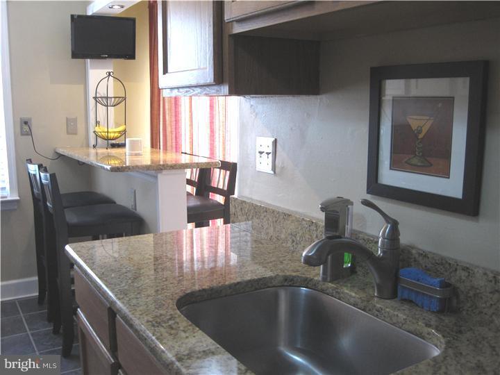 13 Sandy Bank Road Media, PA 19063 - Photo 13 of 24 Kitchen