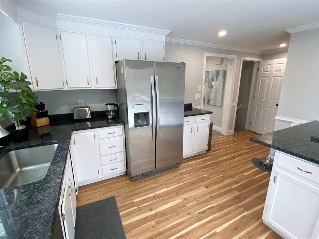 270 Sunderland Road, Unit 100 Worcester, MA 01604 - Photo 4 of 41 Gallery Image 4