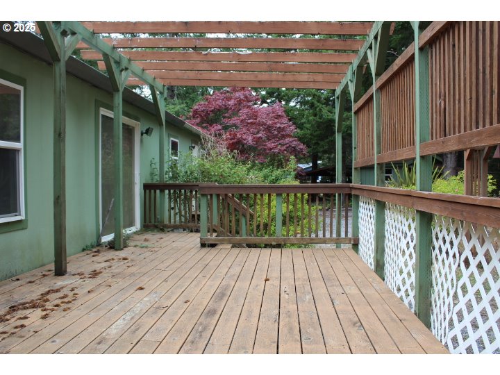 52031 Sturtevant Lane Bandon, OR 97411 - Photo 7 of 46