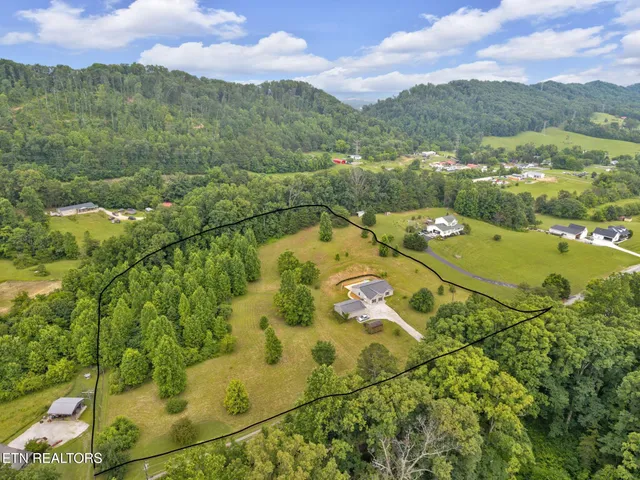 $413,000 | 8040 Walt Way, Corryton, TN 37721
