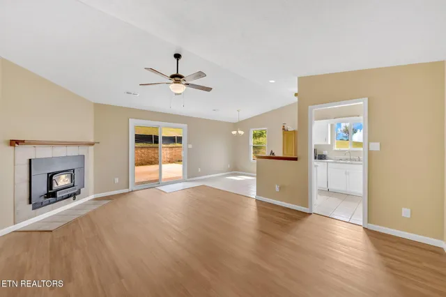 $413,000 | 8040 Walt Way, Corryton, TN 37721