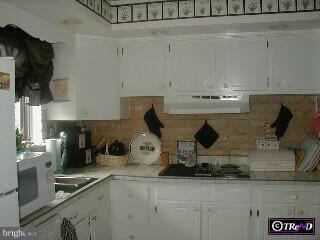 3257 Hayes Road Norristown, PA 19403 - Photo 3 of 6 Gallery Image 3