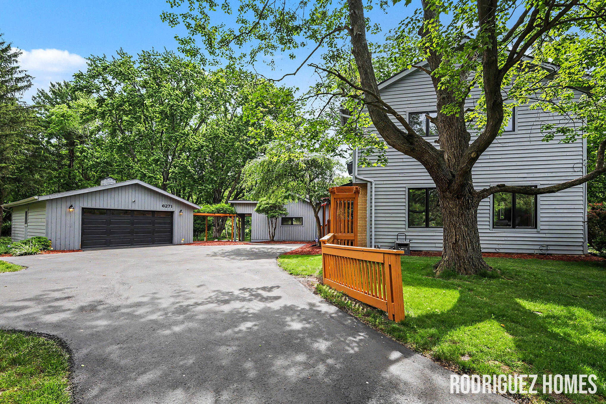 6271 Cascade Road Southeast Grand Rapids, MI 49546 - Photo 32 of 36 IMG_2796