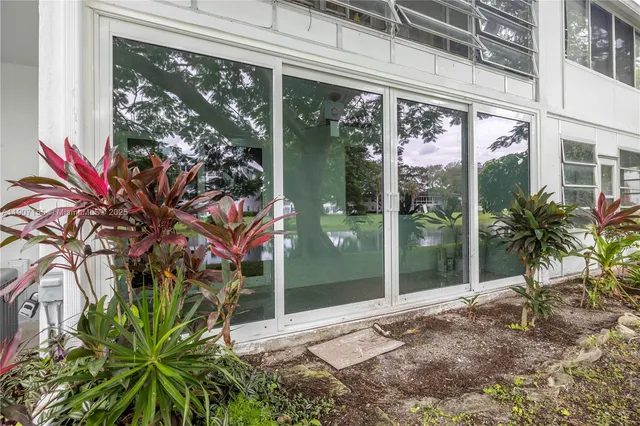 $200,000 | 211 Durham East, Unit 211, Deerfield Beach, FL 33442