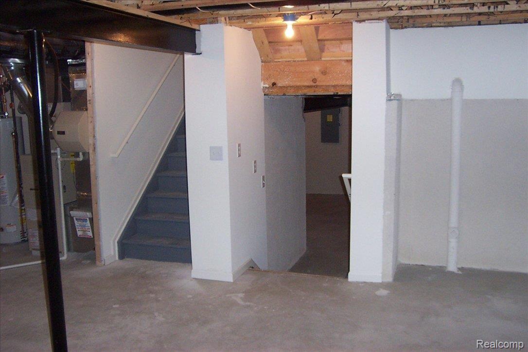 1151 Callaway Court Howell, MI 48843 - Photo 5 of 14 split level basement