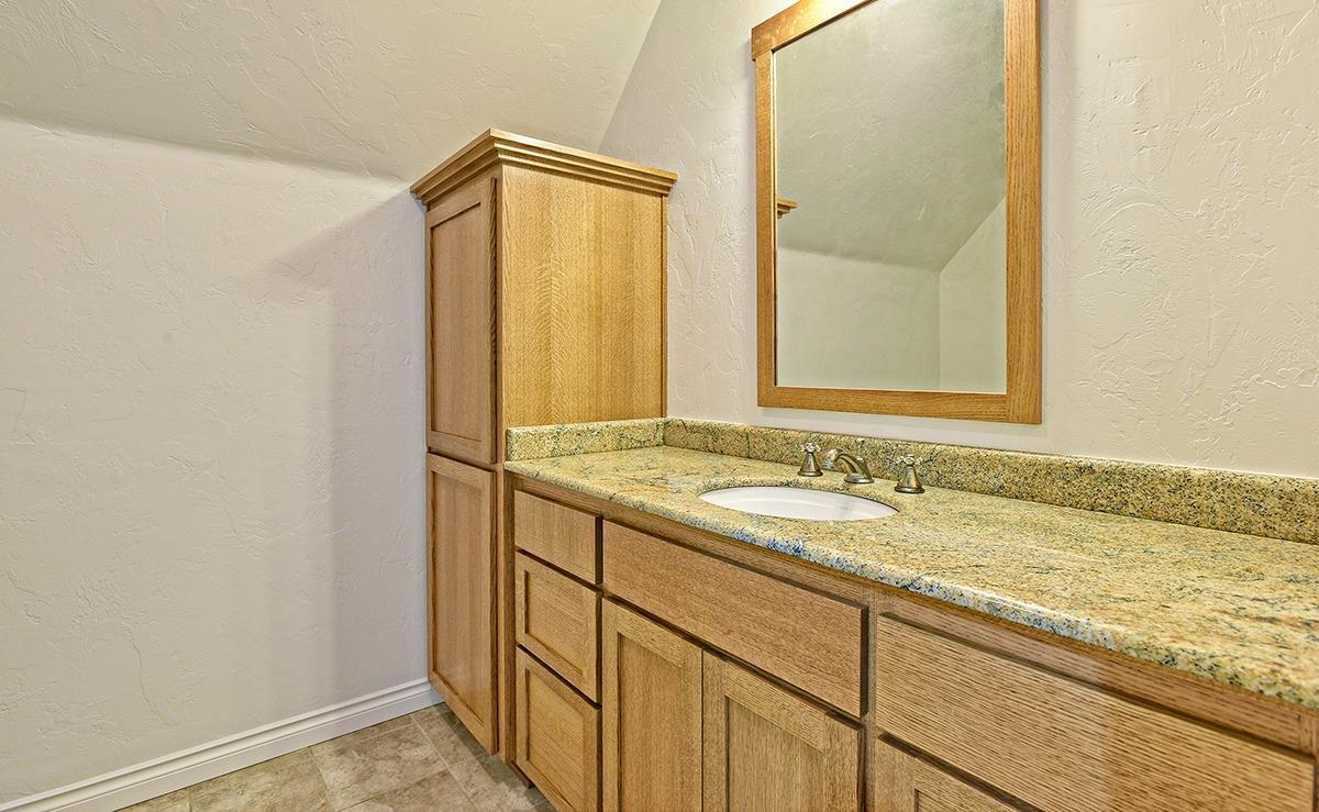 1208 South Obenchain Road Eagle Point, OR 97524 - Photo 25 of 35 Additional Photo
