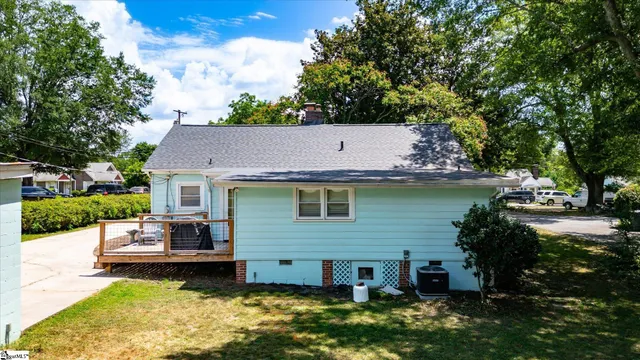 $350,000 | 209 Donnan Road, Taylors, SC 29687