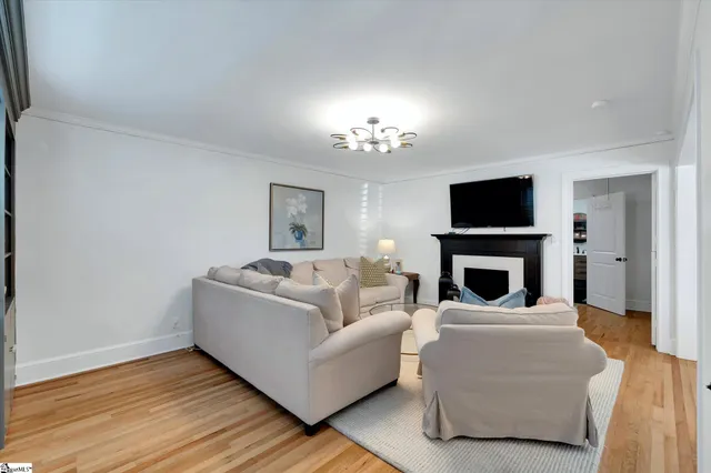 $350,000 | 209 Donnan Road, Taylors, SC 29687