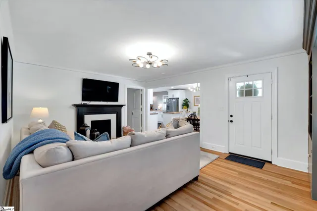 $350,000 | 209 Donnan Road, Taylors, SC 29687