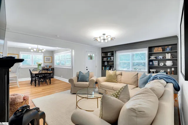 $350,000 | 209 Donnan Road, Taylors, SC 29687