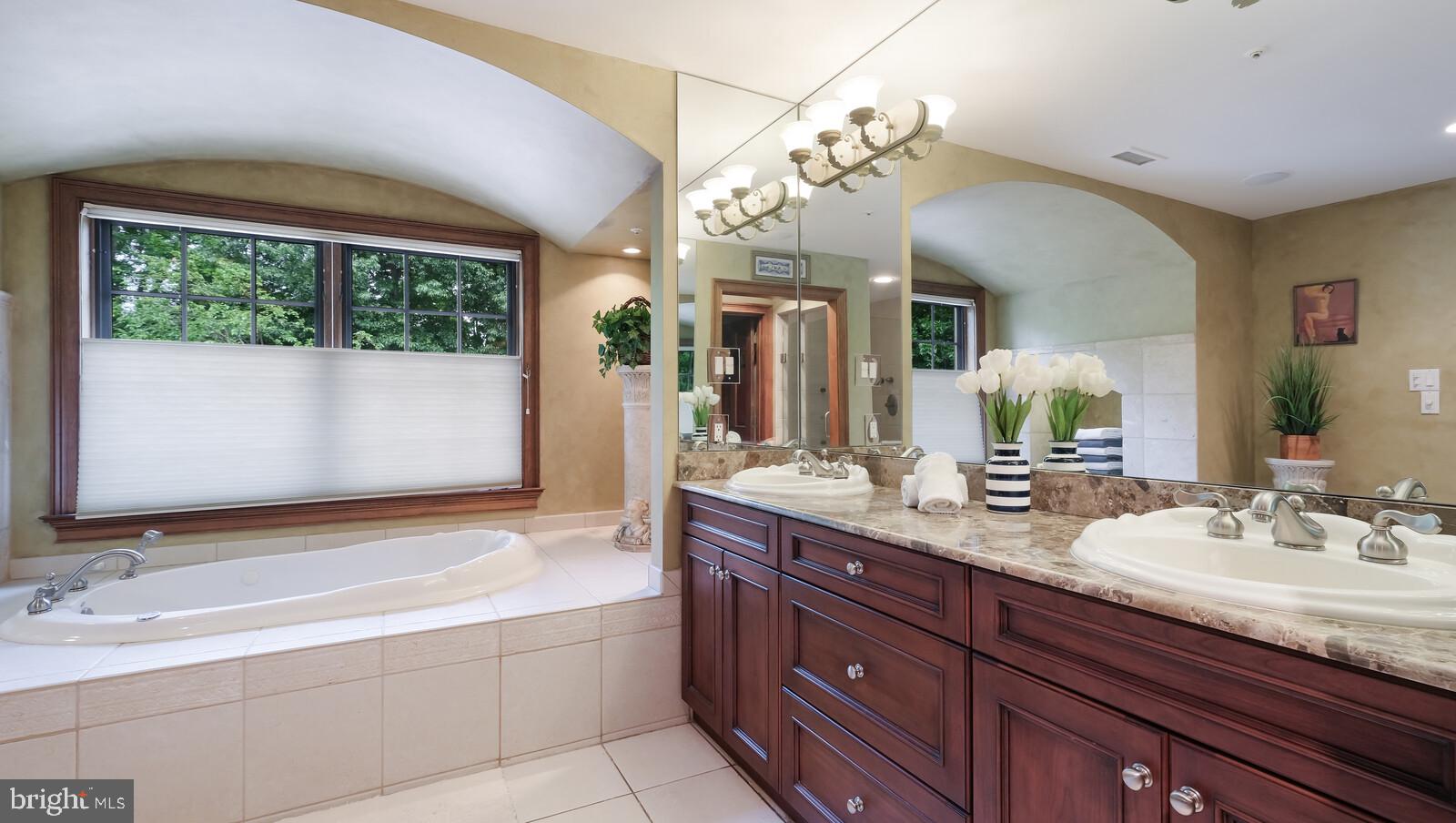 4812 Church Road Doylestown, PA 18902 - Photo 32 of 67 Owner's bathroom