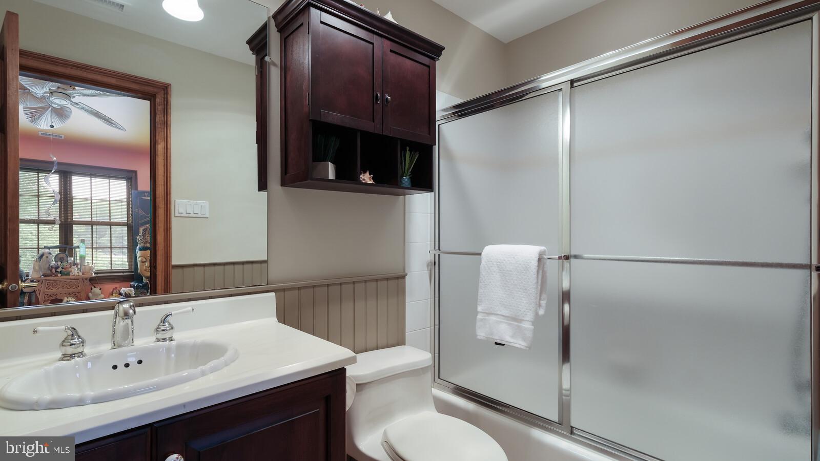 4812 Church Road Doylestown, PA 18902 - Photo 36 of 67 En-suite full bath