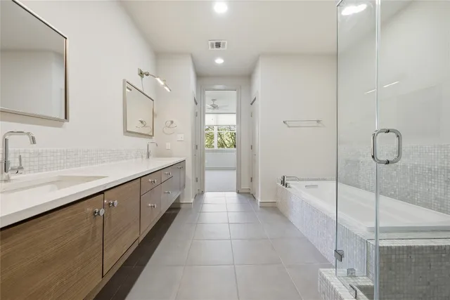 $725,000 | 3507 Harmon Avenue, Austin, TX 78705