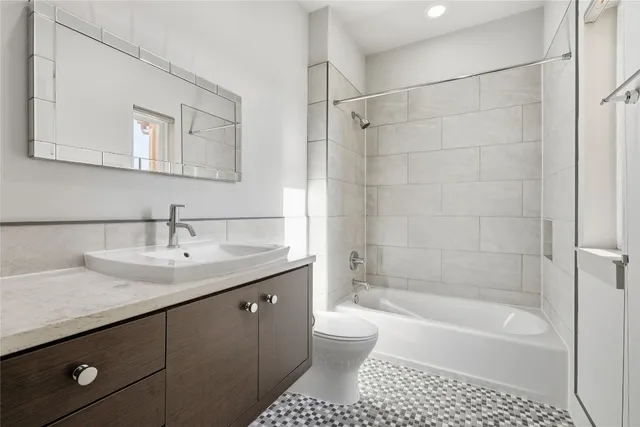 $725,000 | 3507 Harmon Avenue, Austin, TX 78705