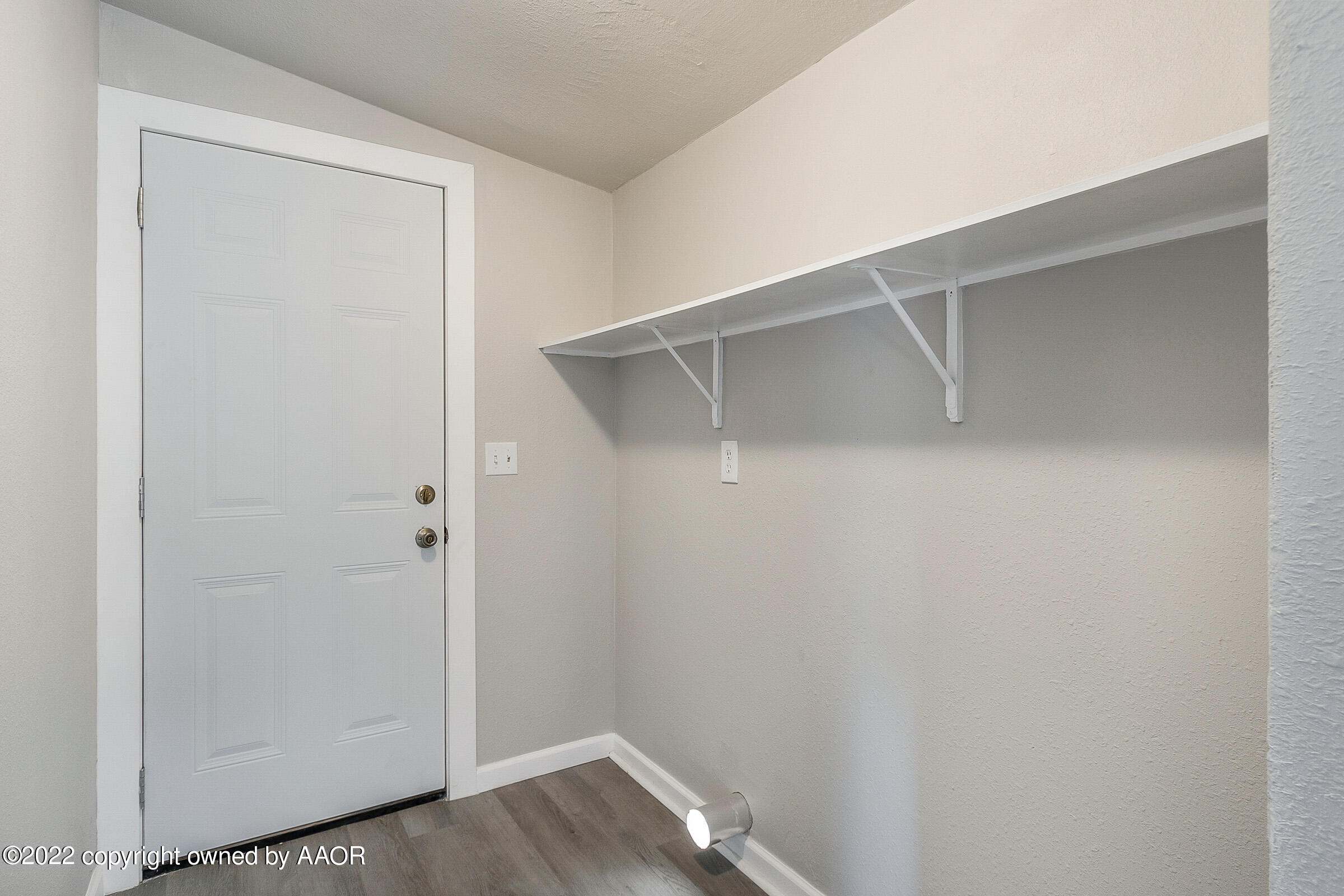3501 Silver Hill Circle Amarillo, TX 79108 - Photo 21 of 25 a view of walk in closet with empty racks