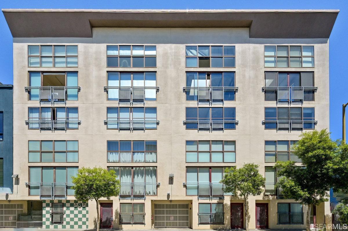 638 Minna, Unit 7 San Francisco, CA 94103 - Photo 8 of 57 a front view of a multi story building