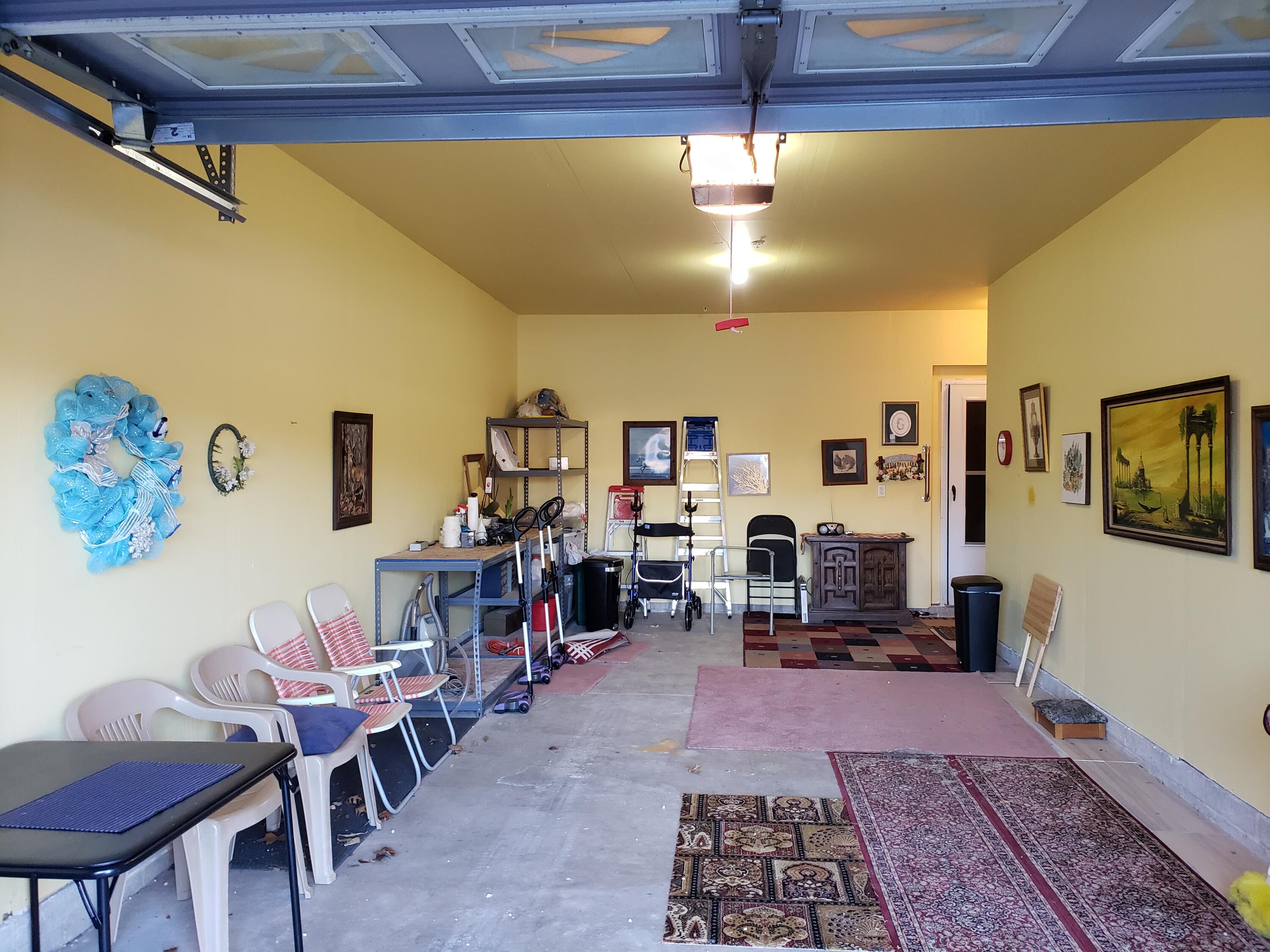 10118 Ridge Run Street Howell, MI 48855 - Photo 12 of 21 2022-02-18 17.06.15