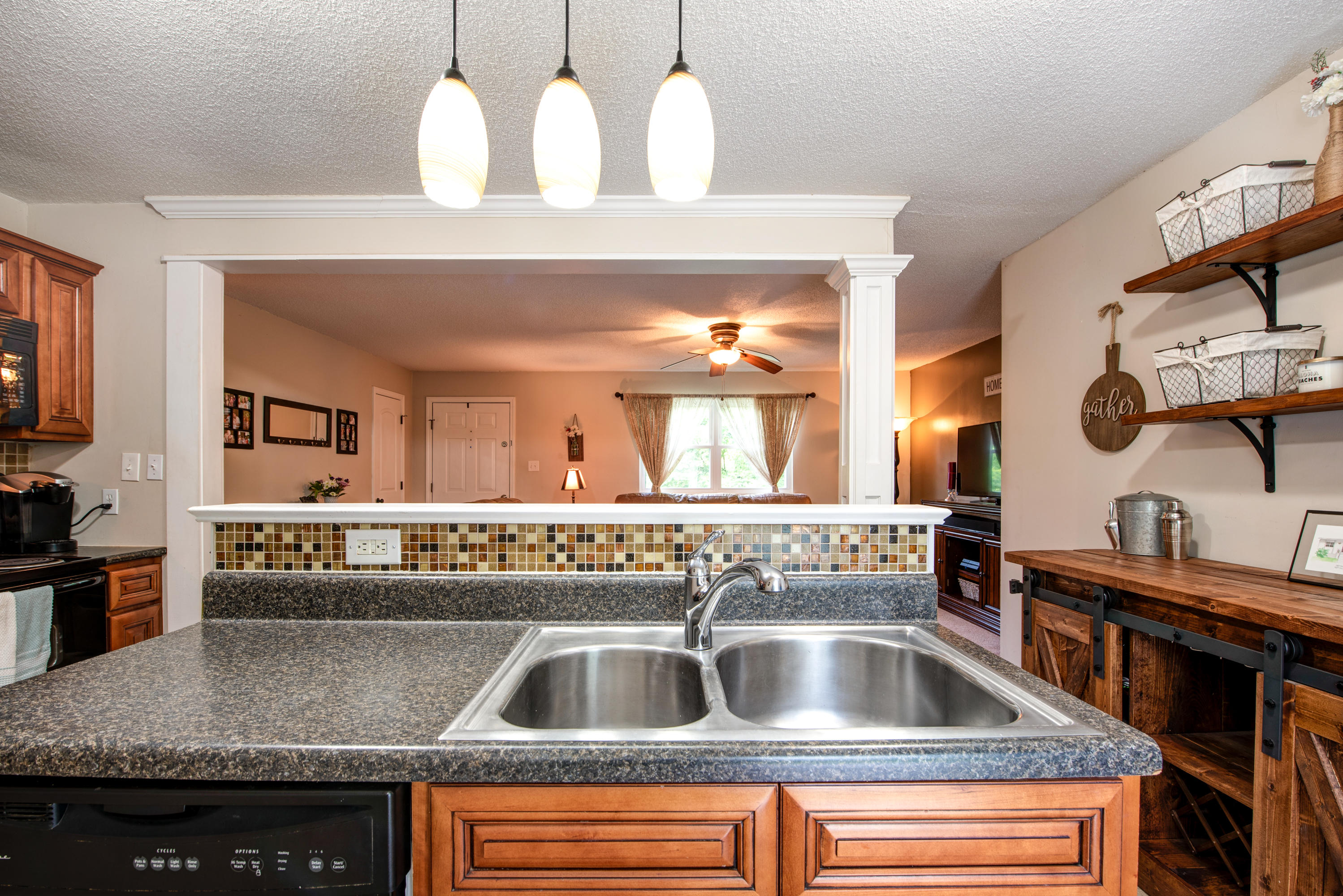 4614 Sullivan Road Knoxville, TN 37921 - Photo 11 of 26 4614 Sullivan Lane-11