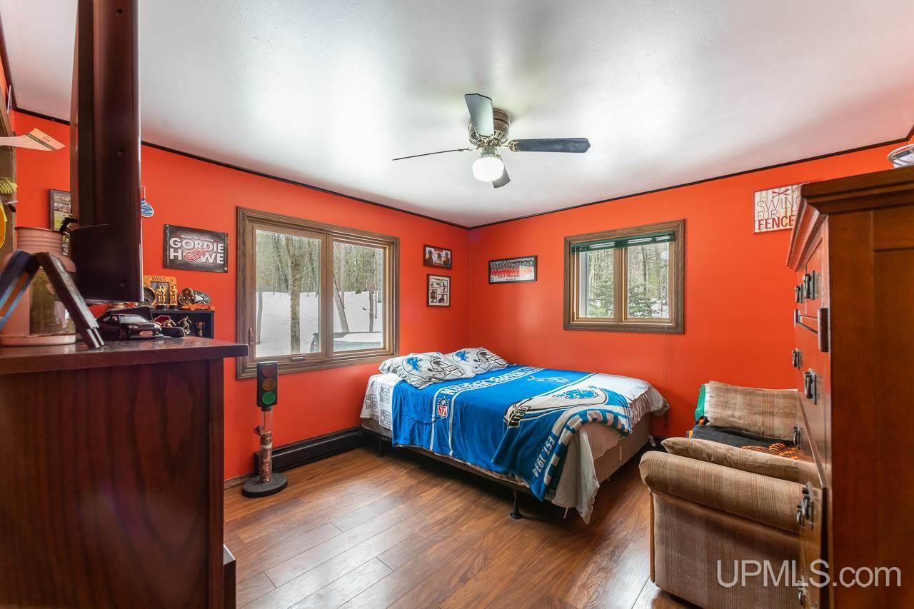 904 Willow Road Marquette, MI 49855 - Photo 13 of 38 Gallery Image 13