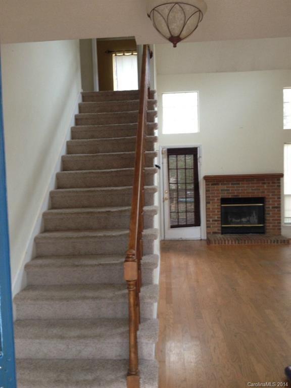 9505 Oren Thompson Road Charlotte, NC 28213 - Photo 4 of 4