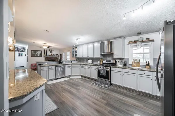 $575,000 | 319 Pope Road, Roberta, GA 31078