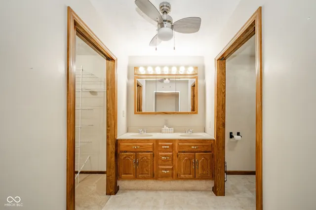 $390,000 | 218 West Beech Lane, Alexandria, IN 46001