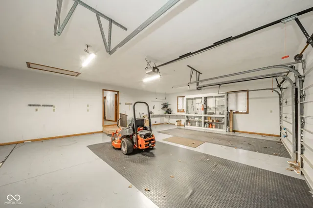 $390,000 | 218 West Beech Lane, Alexandria, IN 46001