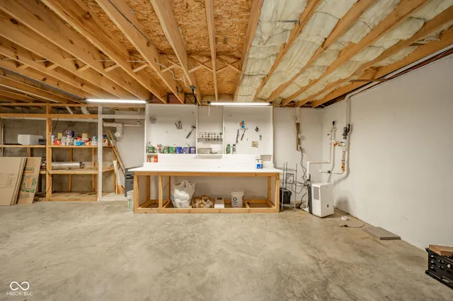 $390,000 | 218 West Beech Lane, Alexandria, IN 46001