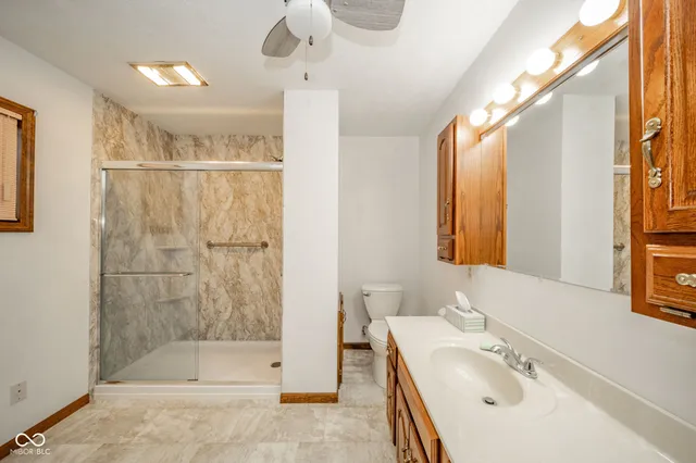 $390,000 | 218 West Beech Lane, Alexandria, IN 46001