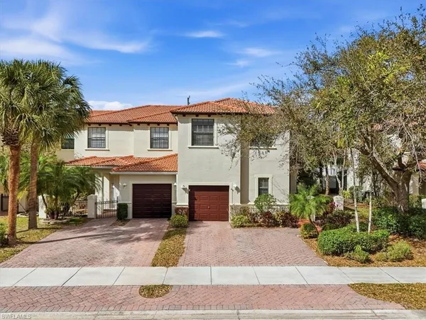 $389,000 | 7576 Bristol Circle, Naples, FL 34120