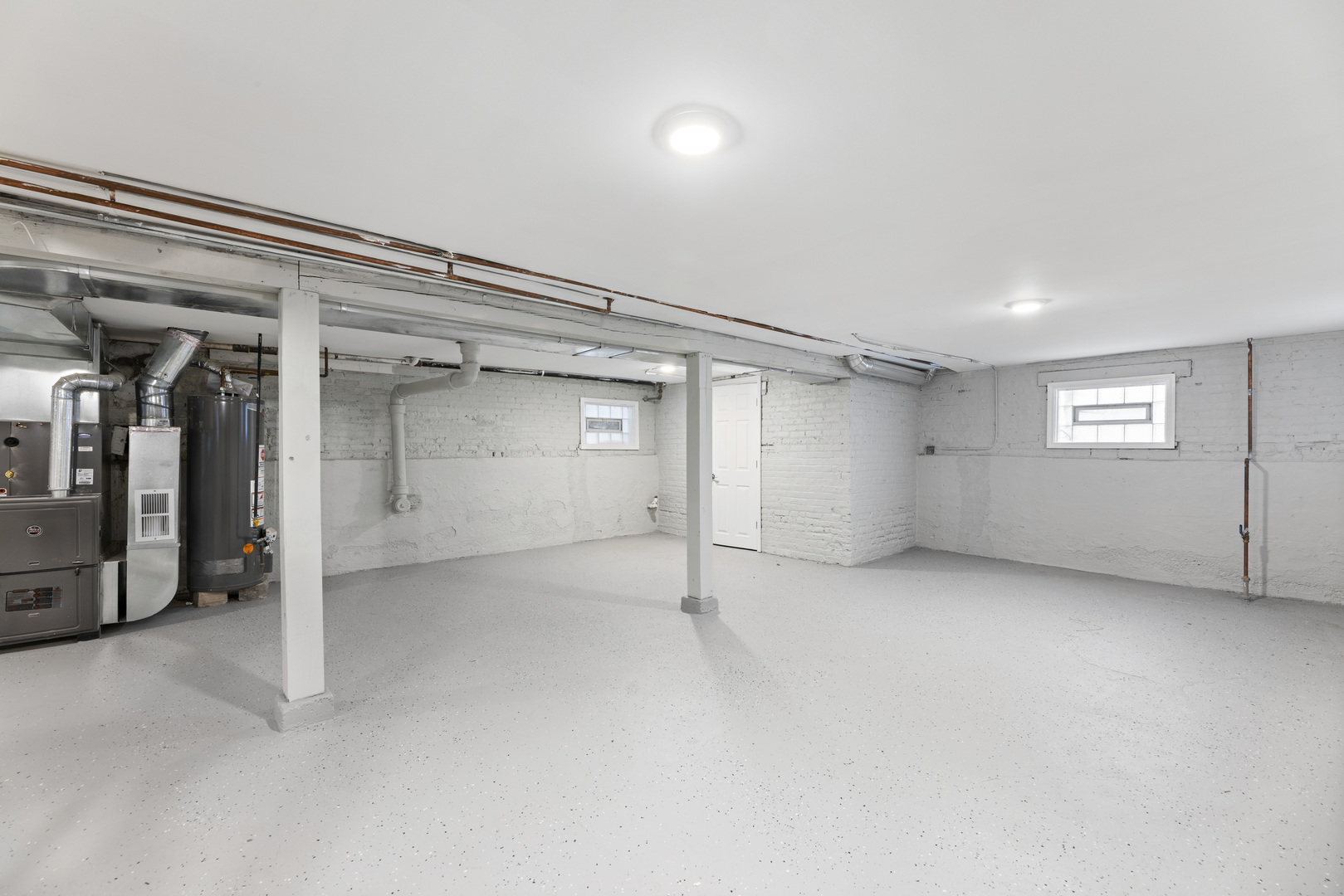 8946 South May Street Chicago, IL 60620 - Photo 21 of 23 an empty room with closet and windows