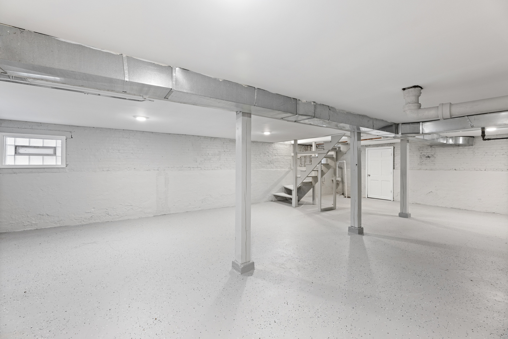 8946 South May Street Chicago, IL 60620 - Photo 22 of 23 a view of a room with gym equipment