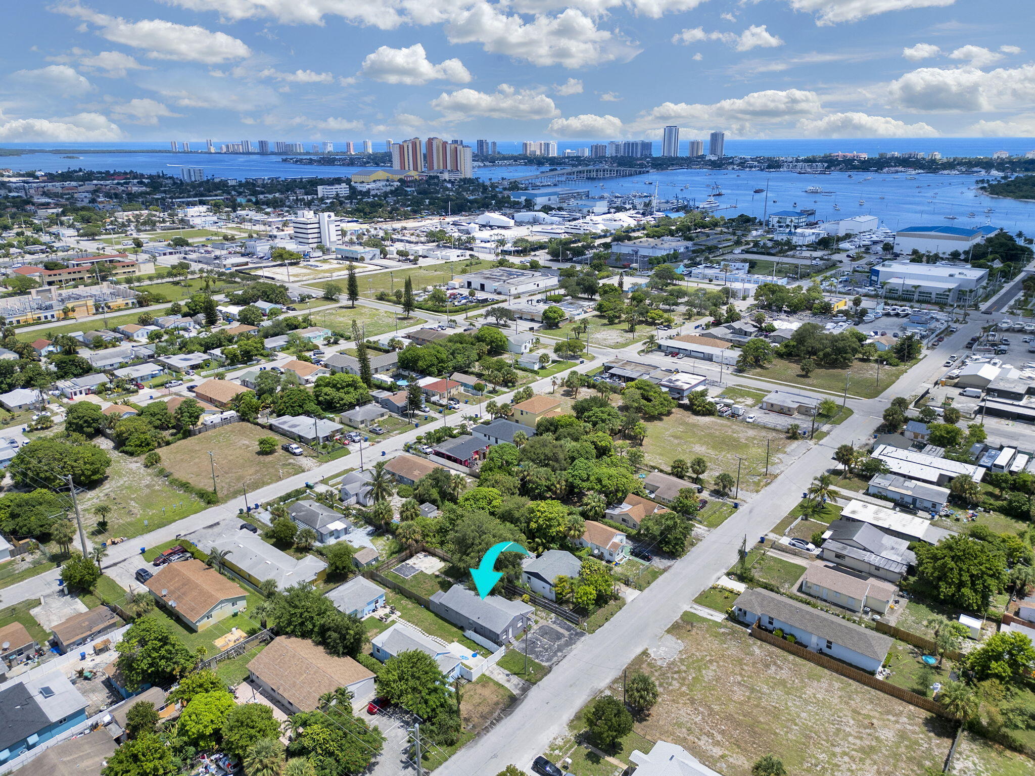 172 West 15th Street, Unit 1 Riviera Beach, FL 33404 - Photo 19 of 23 an aerial view of a city