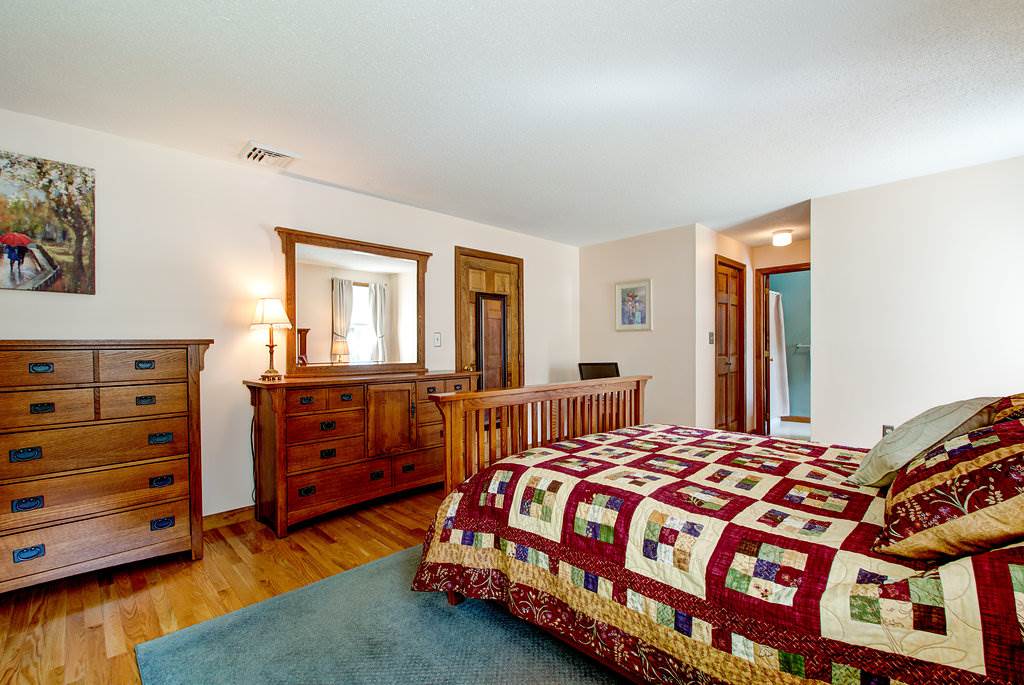 38 Blossom Road Windham, NH 03087 - Photo 23 of 40