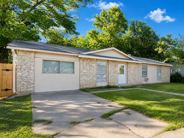 $1,750 | 6204 Dove Springs Circle, Austin, TX 78744
